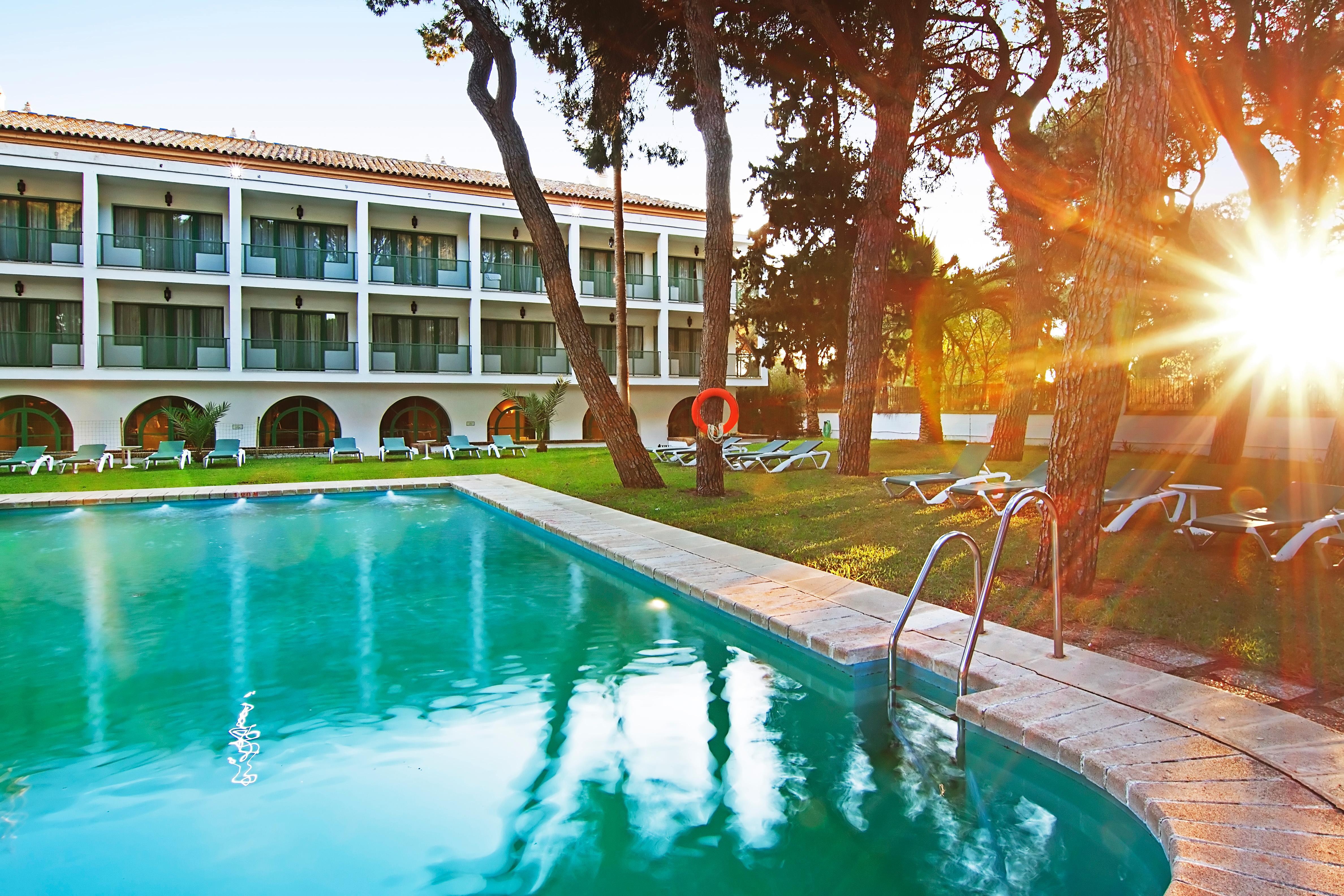 Hotel Oromana Алькала-де-Гвадаира Экстерьер фото